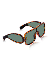 Celebrity Brown Oversized Plastic Sunglasses For Women CLSN25-86984-06