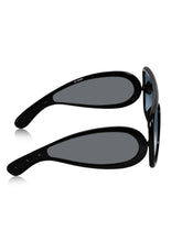 Celebrity Black Oversized Plastic Sunglasses For Women CLSN25-86984-08