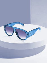 Celebrity Blue Oversized Plastic Sunglasses For Women CLSN25-V696-05