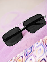 Celebrity Black Plastic and Metal Frame With Black UV Protected Lens Browline Sunglasses for Unisex_2317-BK2