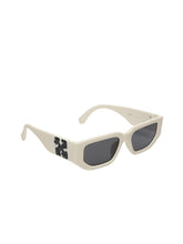 Celebrity Full Rim White Plastic Frame With Black UV Protected Lens Wayfarer Sunglasses for Men & Women_8217-2