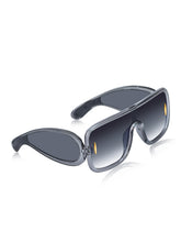 Celebrity Grey Oversized Plastic Sunglasses For Men CLSN25-86984-04