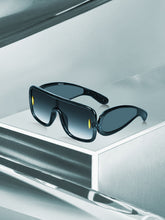 Celebrity Blue Oversized Plastic Sunglasses For Men CLSN25-86984-05