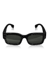 Celebrity Black Polycarbonate Frame With Black UV Protected Lens Browline Sunglasses for Unisex_LH103-BK