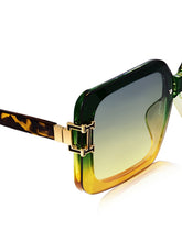 Celebrity Green Polycarbonate Frame With Green UV Protected Lens Oversized Sunglasses for Women_429-GR